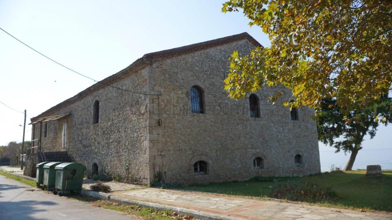 Nikos & Patras Houses Nea Plagia Exterior photo