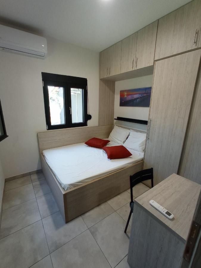 Nikos & Patras Houses Nea Plagia Exterior photo